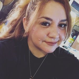 Meet your Posher, Marieta